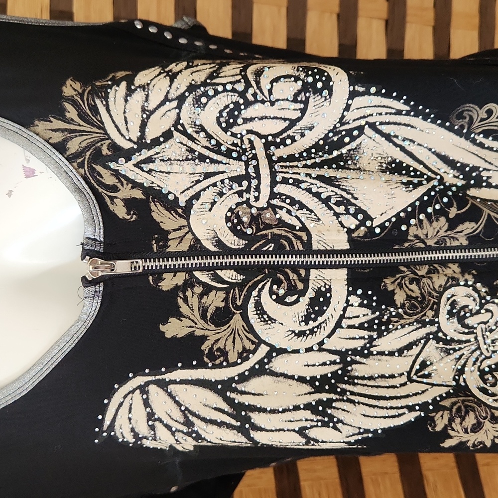 NWT!! LA Bus Stop zip up silver stud and rhinestone